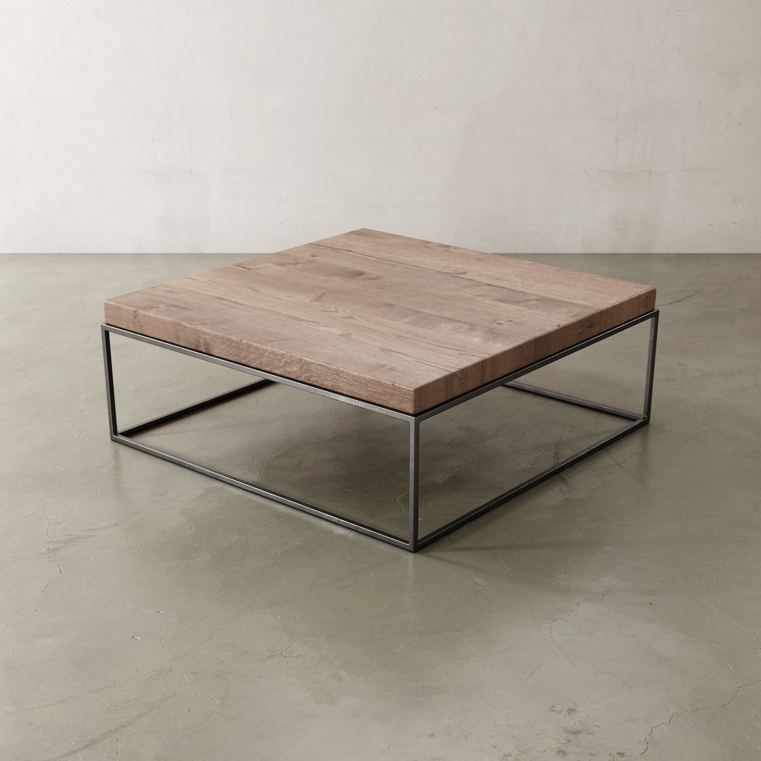 Arlo Salontafel