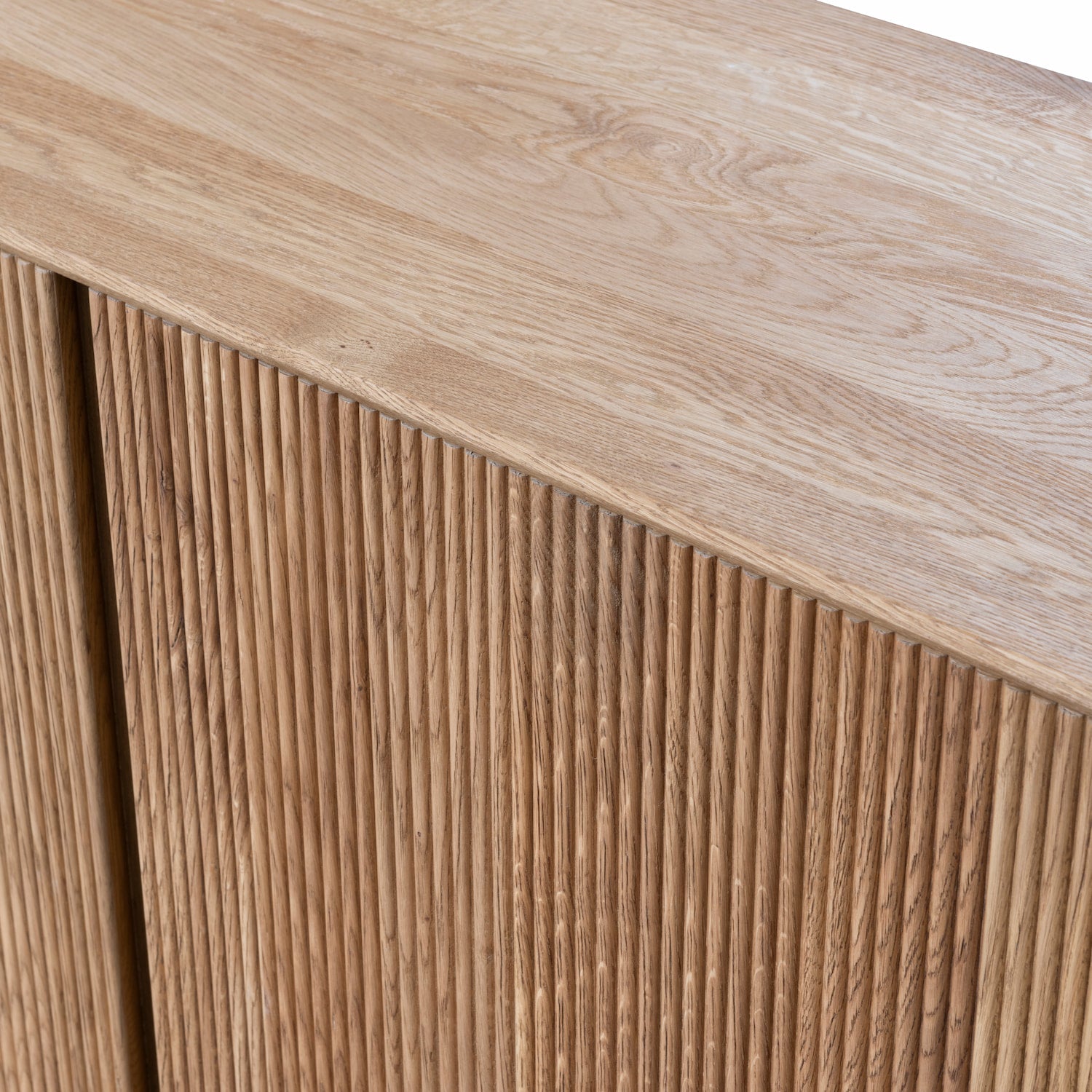 Darwin Dressoir